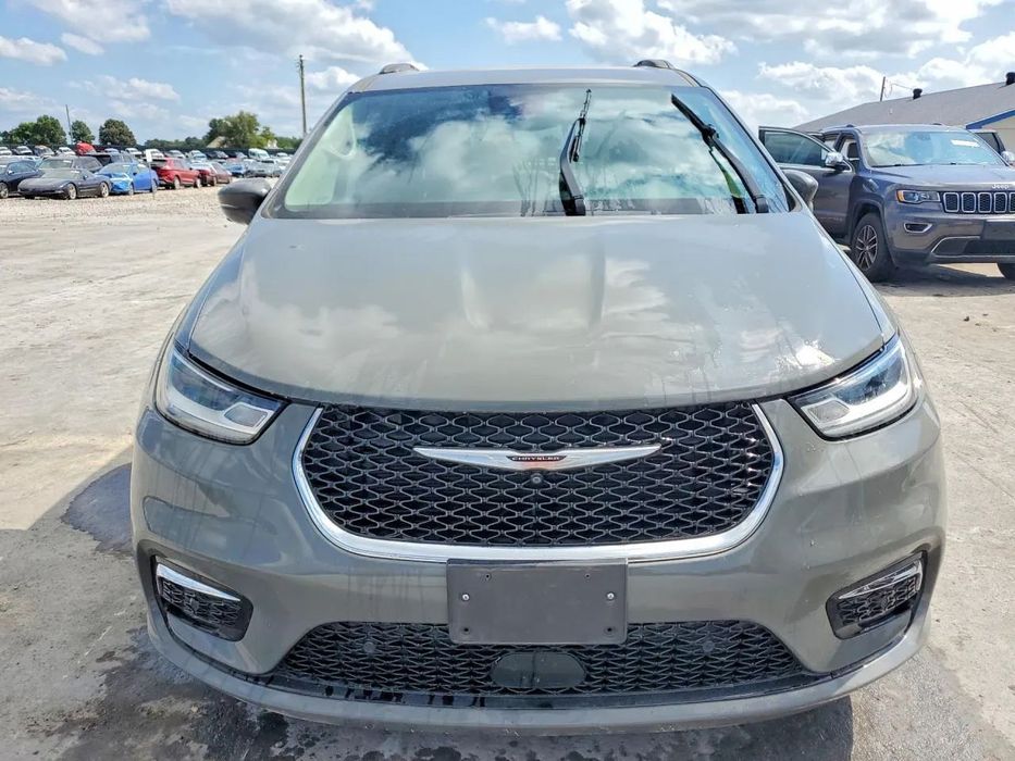 Chrysler Pacifica