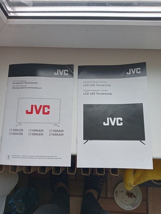 Смарт телевизор JVC 32"