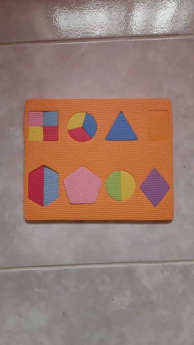 Tapete Puzzle- Formas Geométricas e Números