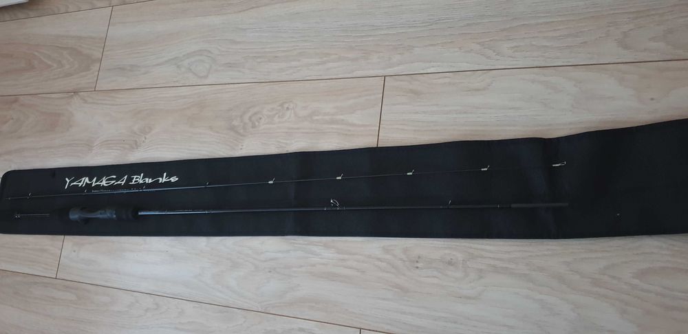 Кастинговый спиннинг  Yamaga Blanks Blue Current 71 Bait Model.