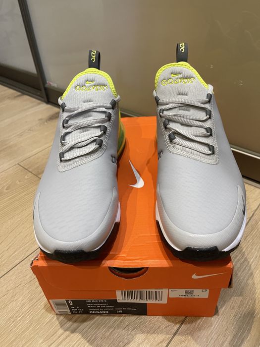 Кроссовки Nike новые