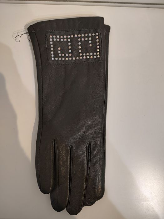 Ciemnopopielate rękawiczki skórzane must have