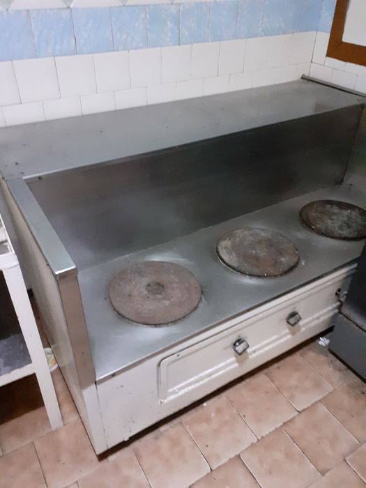 Плита професійна