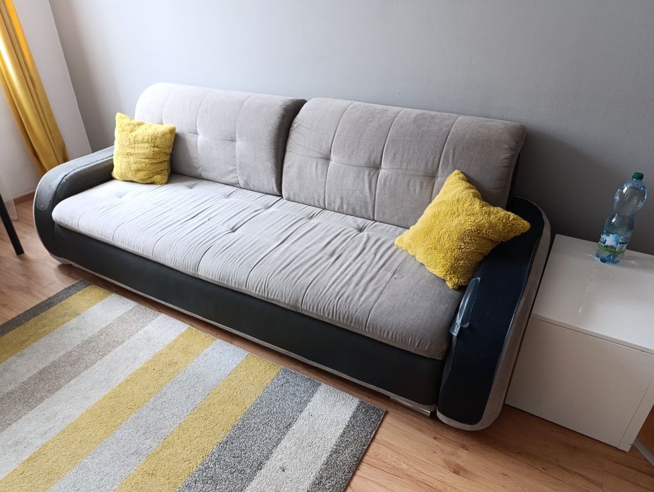 Kanapa-wersalka. Oddam