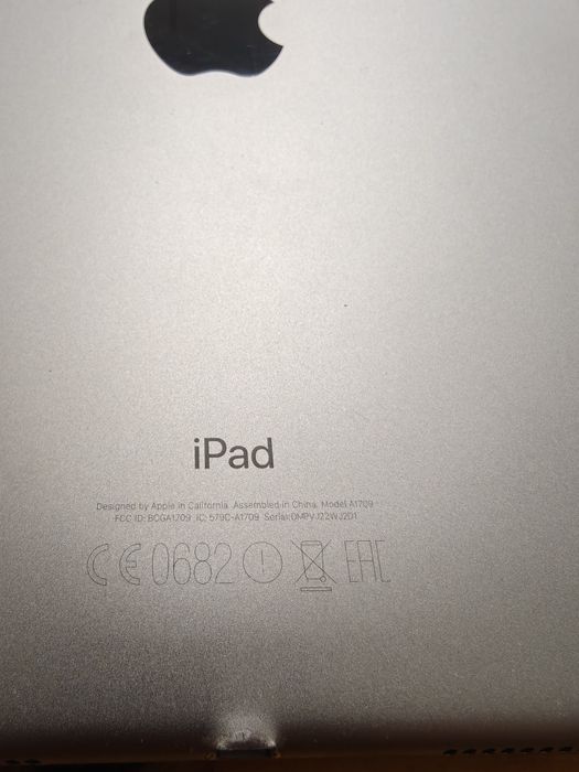 A1709 без зарядного