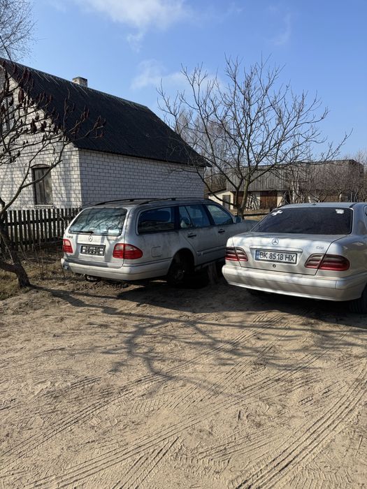 Розбираю 210 мерс універсал