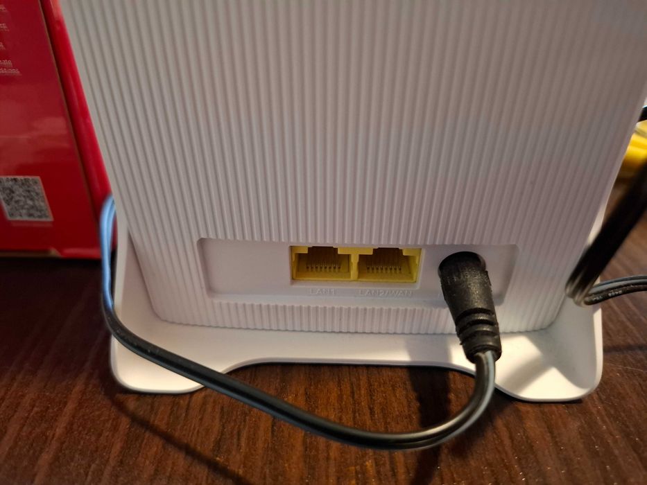 Router Mercusys MB230-4G