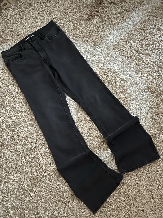 Джинсы Bootcut