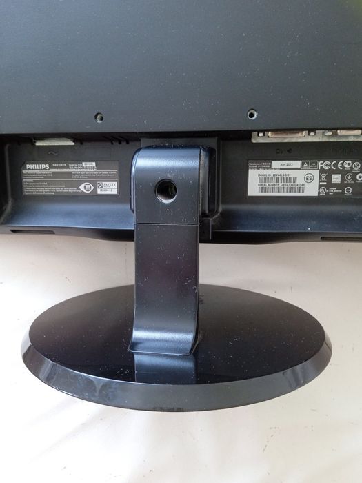 Монітор Philips 22"