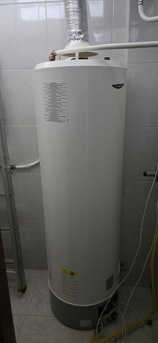 Termoacumulador a gás 200L