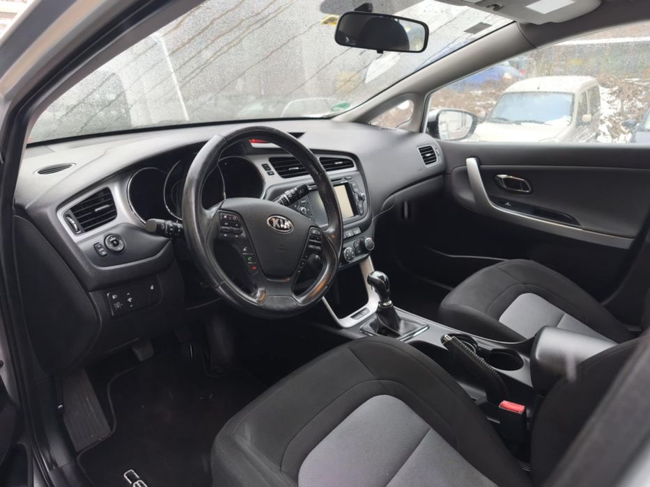 Kia ceed 2 2012r 1.6crdi 128km kamera, alu, led