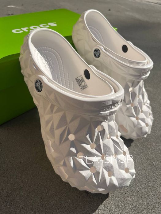 Стильні Crocs Classic Geometric Clog крокси жіночі/чоловічі