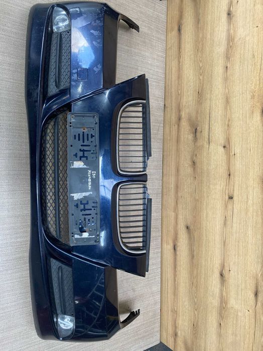 Zderzak przedni Bmw e90 kolor Monacoblau