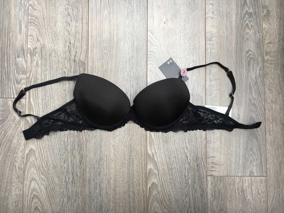 biustonosz czarny 70C H&M super push