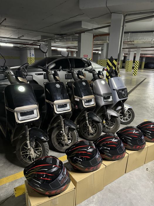 Аренда электромопедов электроскутеров шлемов