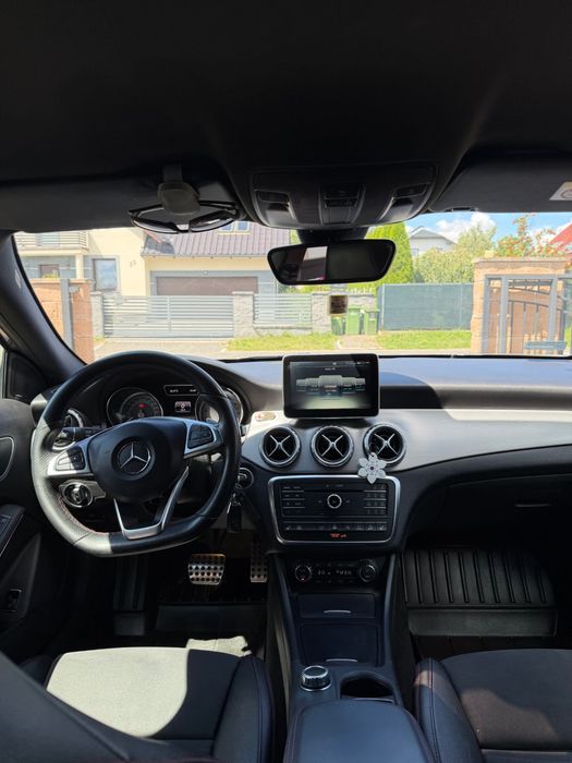 Mercedes Benz GLA 250 4 Matic