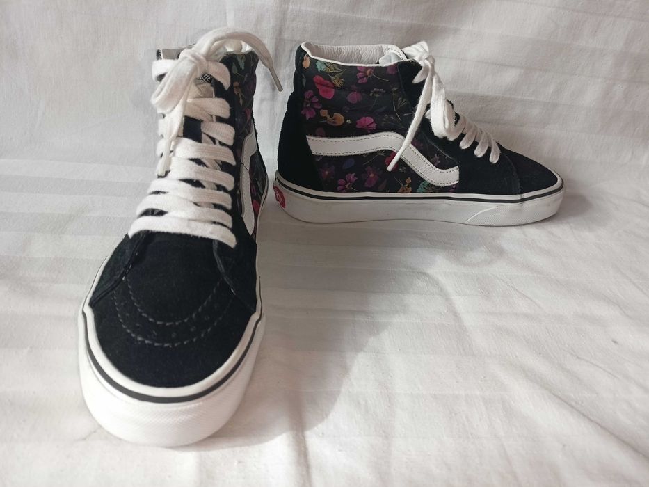Vans roz. 38 - dł. wkł. 24 cm- skóra- stan bdb