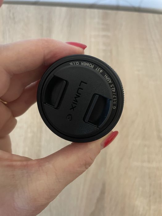 ОбʼЄктив Panasonix G Series 42.5mm F1.7 Lens