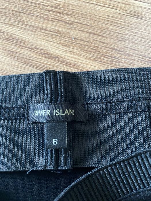 Czarna spodnica River Island 32/34
