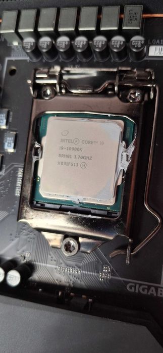 gigabyte z490 aorus xtreme + Intel i9-10900K64740304664450121