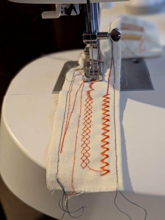 Máquina de costura, Nova, Necchi K132A (Italia)