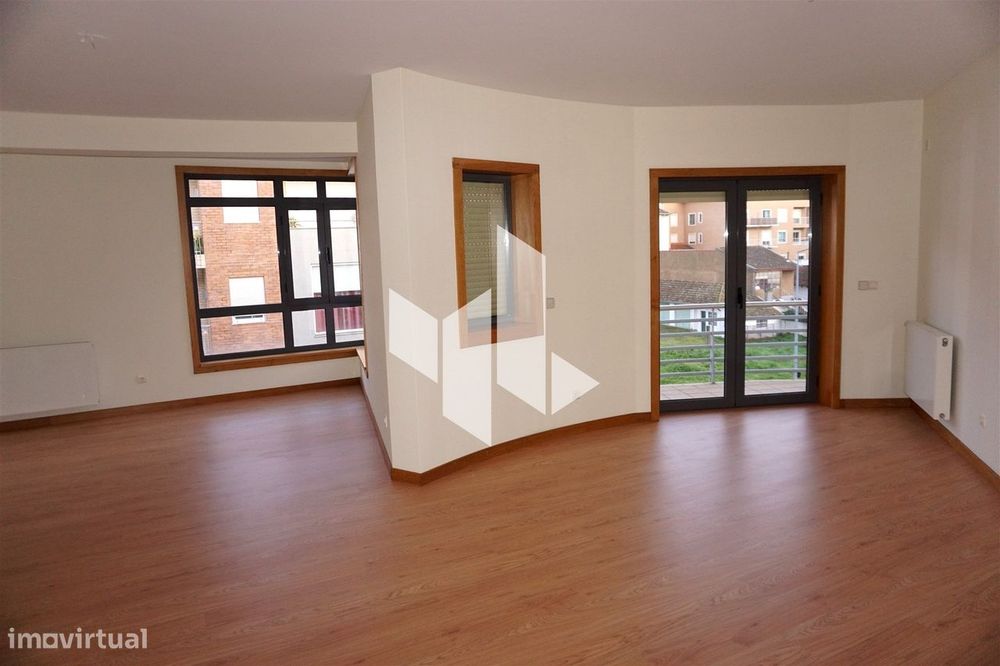Apartamento T4 DUPLEX Arrendamento em Tondela e Nandufe,Tondela
