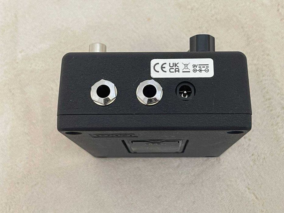 Педаль ефектів преамп для бас-гітари (M80) MXR BASS D. I.+