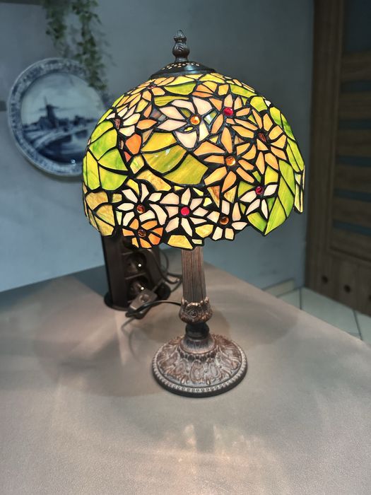Lampka nocna biurkowa jak Tiffany