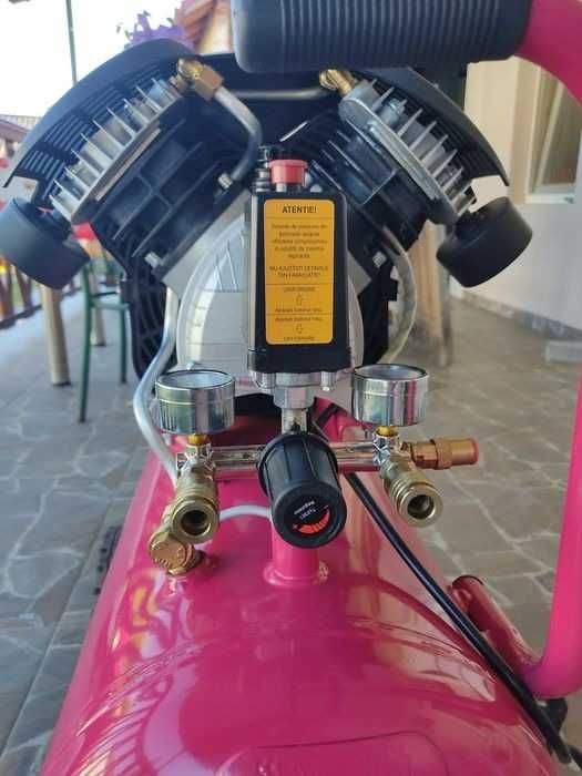 Компресор повітряний поршневий 2-циліндровий компресcор Steinhaus 50 л