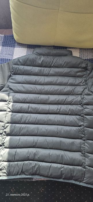 Продам куртку Mango
