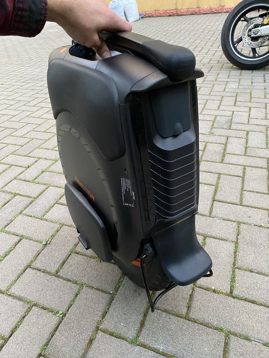 Моноколесо Inmotion V12HT
