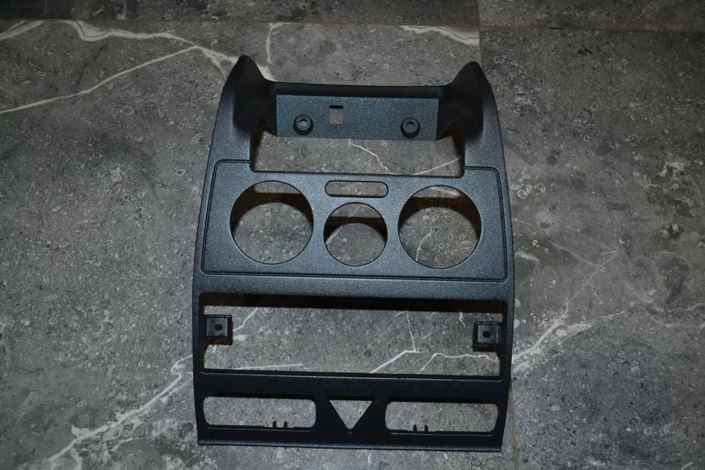 AUDI A3 8L RAMKA OBUDOWA RADIA KONSOLI ŚRODKOWEJ 8L0863263