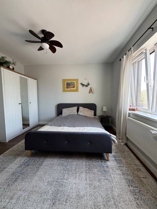 Продаж двоповерхового будинка з ремонтом та меблями