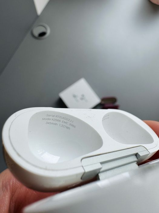Airpods 3 (3rd generation) with MagSafe кейсом