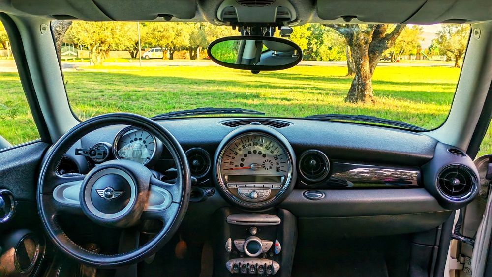 Mini Cooper One D 1.6 - IMPECÁVEL