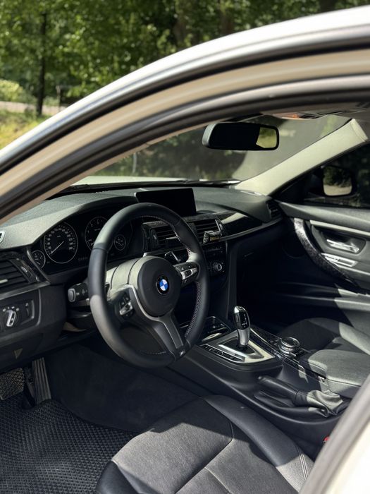 BMW F30 320D 2014р