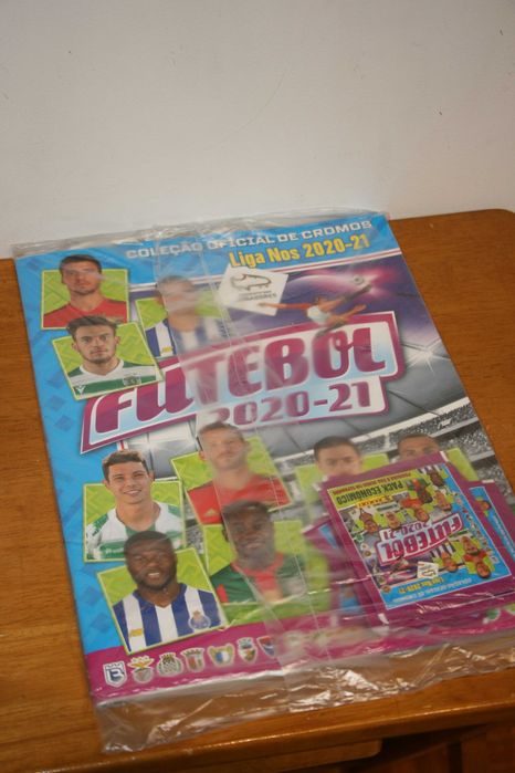 Caderneta Panini Futebol 2020