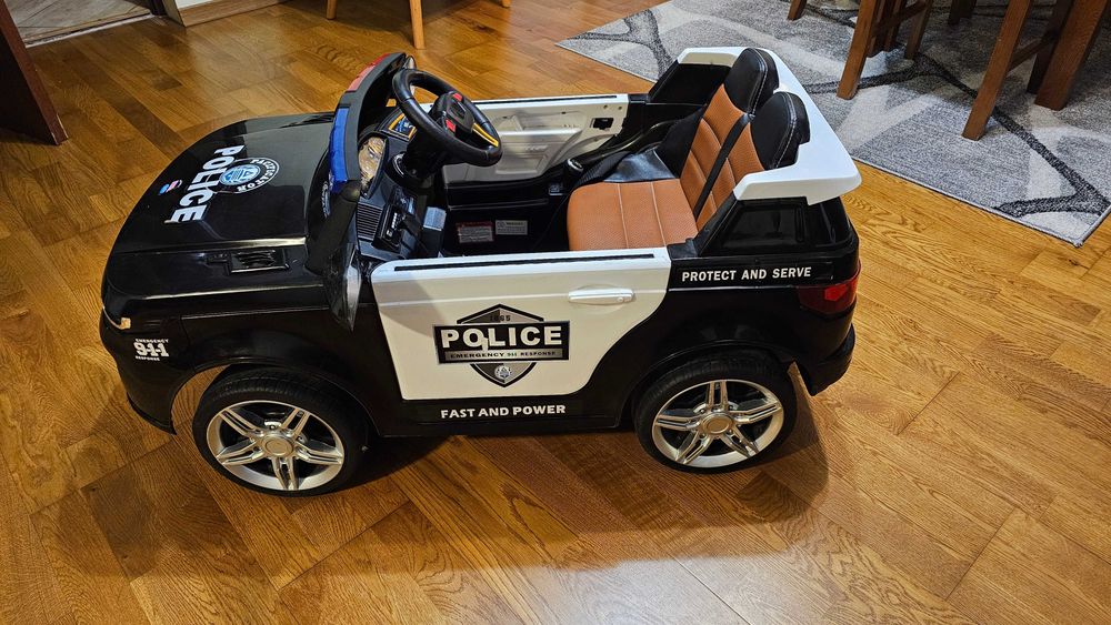 Auto na akumulator Policja Super Stan