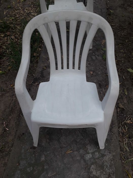 Cadeiras de jardim/ esplanada