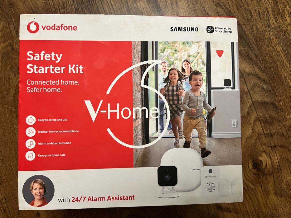 Zestaw alarmowy V-Home Vodafone by Samsung Kamera czujnik alarm i hub