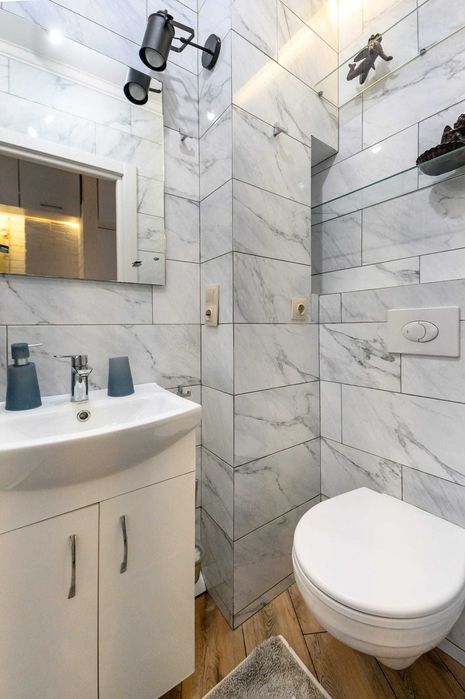 Аренда квартиры 1 этаж  посуточно/помесячно Центр города/6010