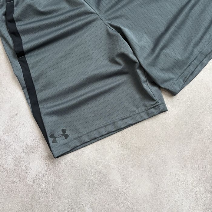 Under Armour Short