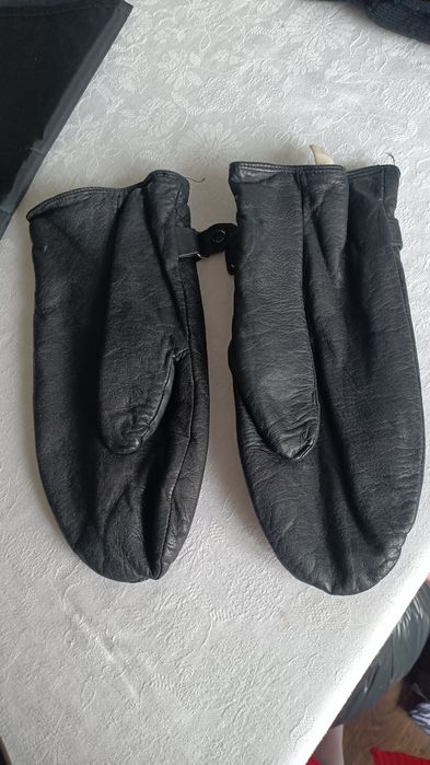 Rękawice z jednym palcem