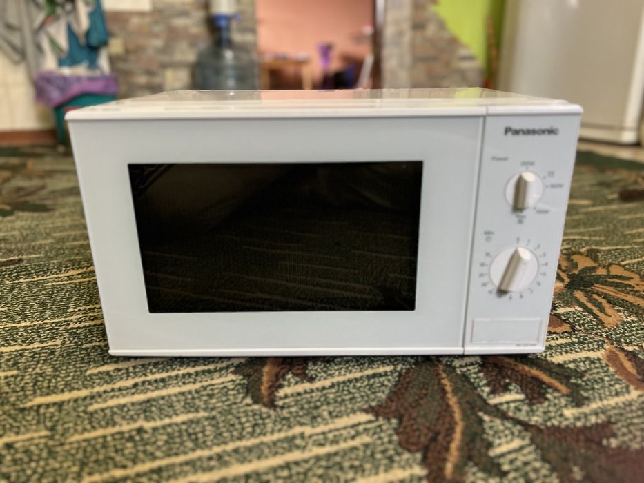 Мікроволновка Panasonic