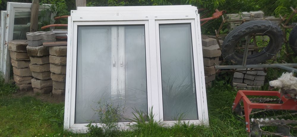 Okno okna całe rama nie przeciete