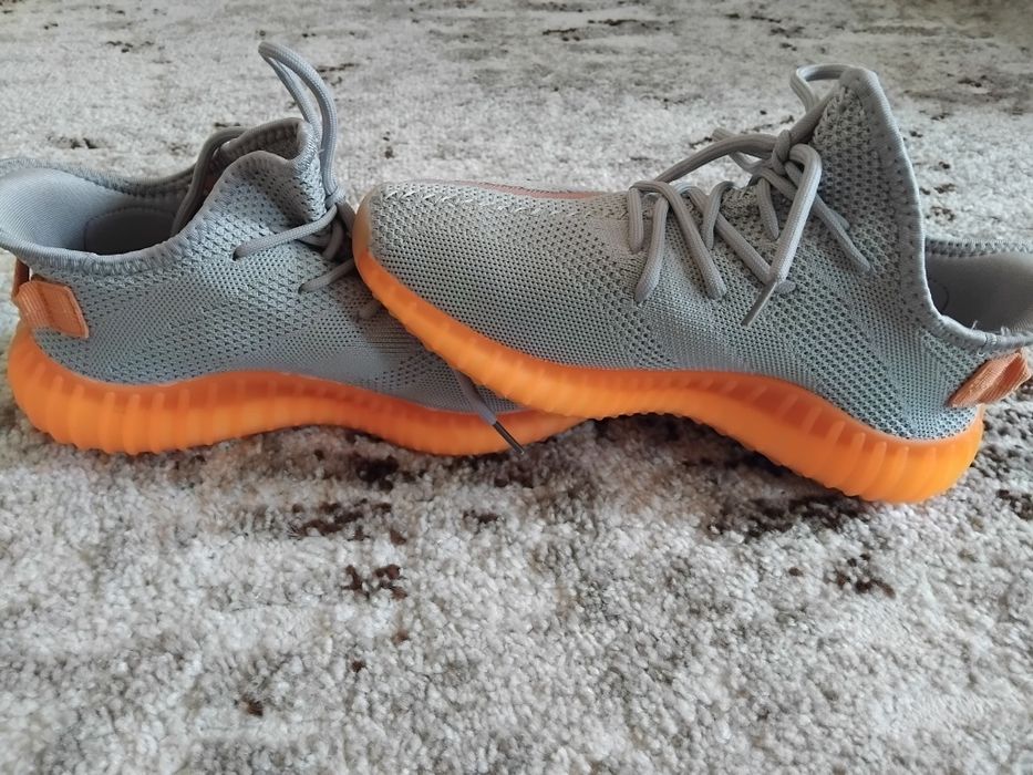 Продам кросівки ..