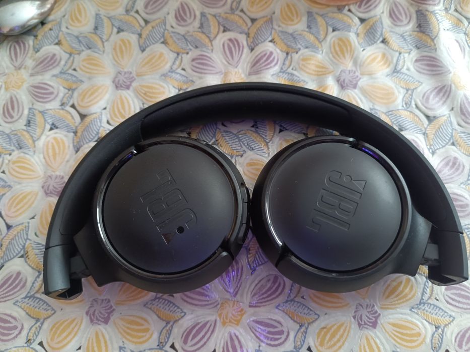 Продам JBL tune 510bt