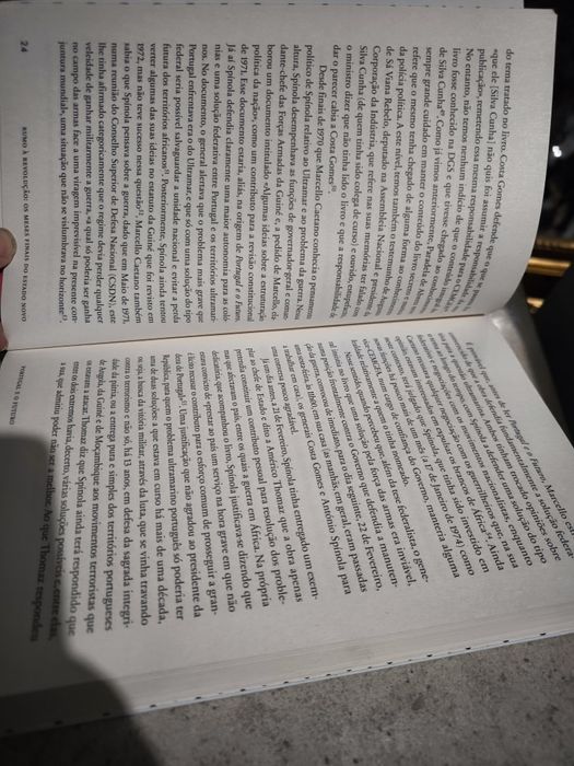 Livro Rumo À Revolução - Os Meses Finais Do estado novo