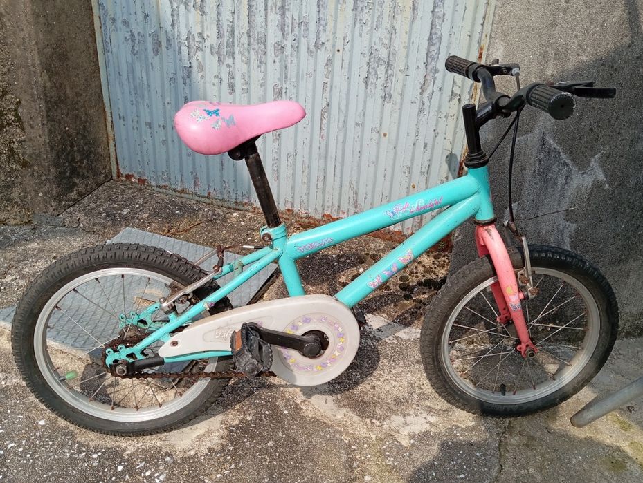 Bicicletas adulto e criança para despachar