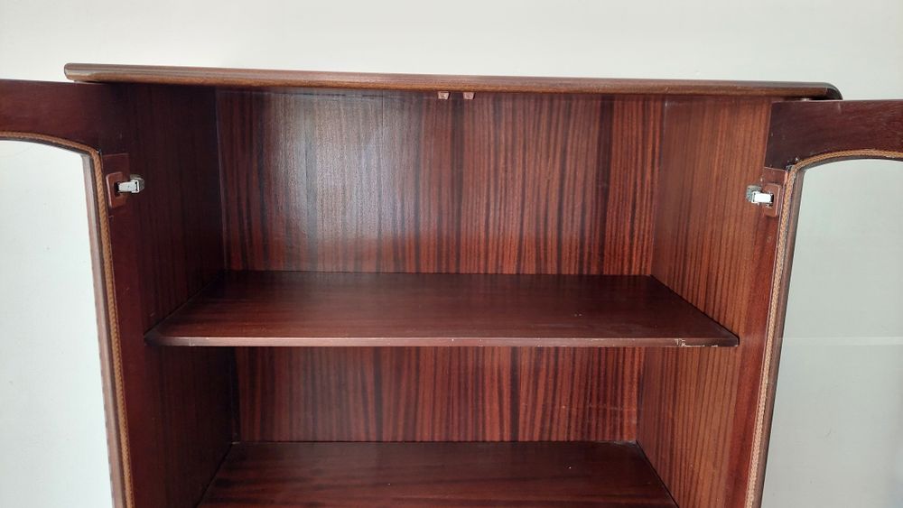 Vitrine/vitrina (faz parte de conjunto)
